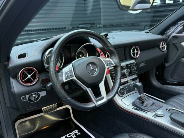 mercedes-benz-slk-bensin-2012-big-16