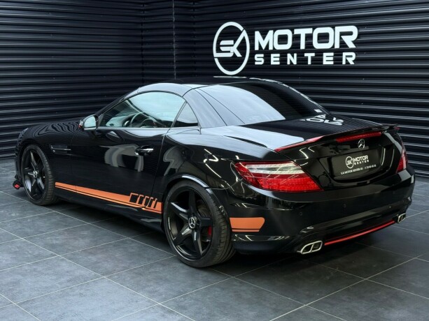 mercedes-benz-slk-bensin-2012-big-6