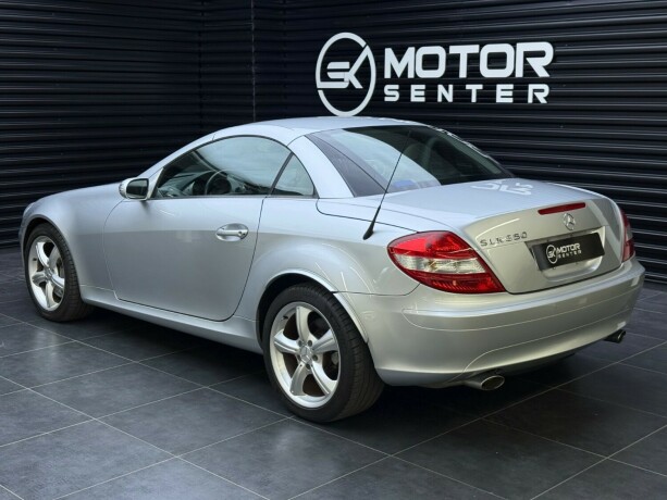 mercedes-benz-slk-bensin-2007-big-3