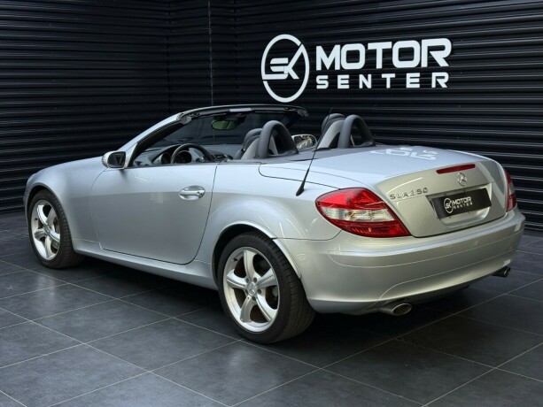 mercedes-benz-slk-bensin-2007-big-2