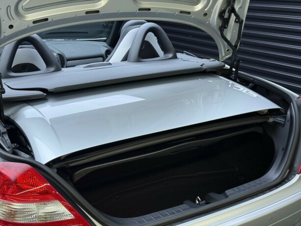 mercedes-benz-slk-bensin-2007-big-10