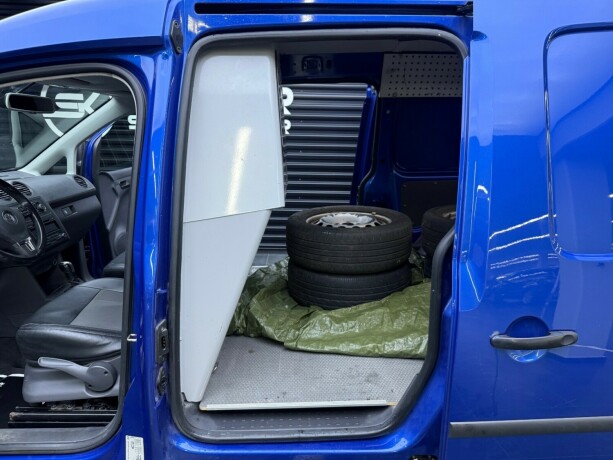 volkswagen-caddy-maxi-diesel-2015-big-25