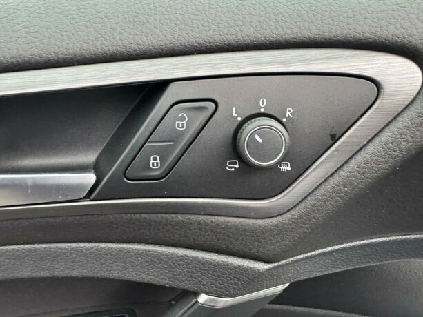 volkswagen-golf-elektrisitet-2020-big-16
