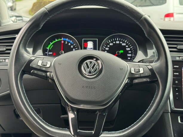 volkswagen-golf-elektrisitet-2020-big-12