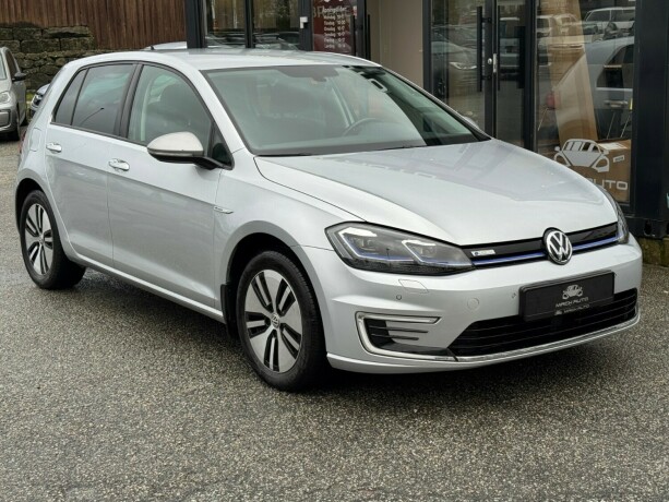 volkswagen-golf-elektrisitet-2020-big-0