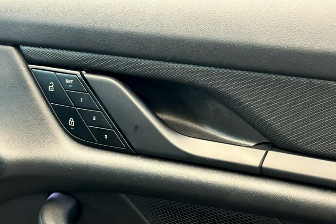 porsche-taycan-cross-turismo-elektrisitet-2022-big-8