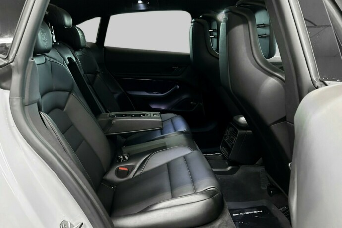 porsche-taycan-cross-turismo-elektrisitet-2022-big-10