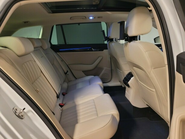 skoda-superb-diesel-2017-big-24