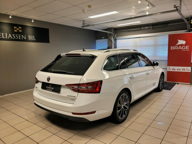 skoda-superb-diesel-2017-big-5