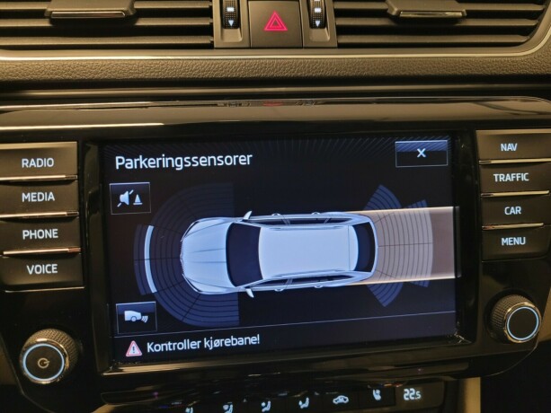 skoda-superb-diesel-2017-big-39