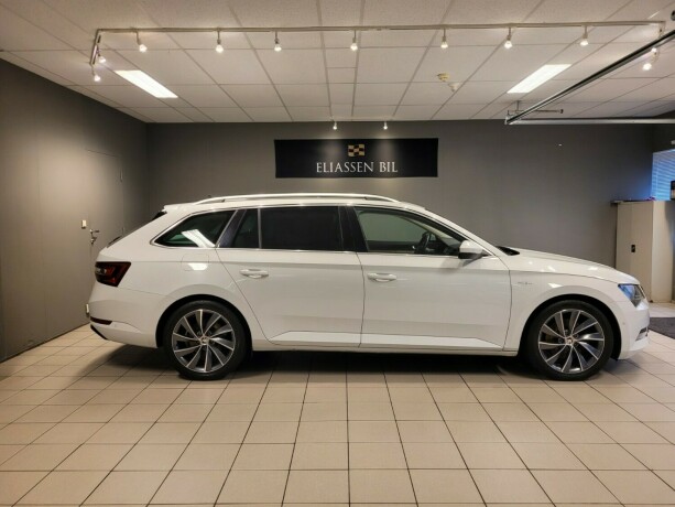 skoda-superb-diesel-2017-big-3