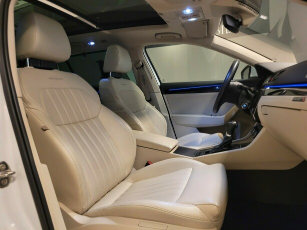 skoda-superb-diesel-2017-big-14