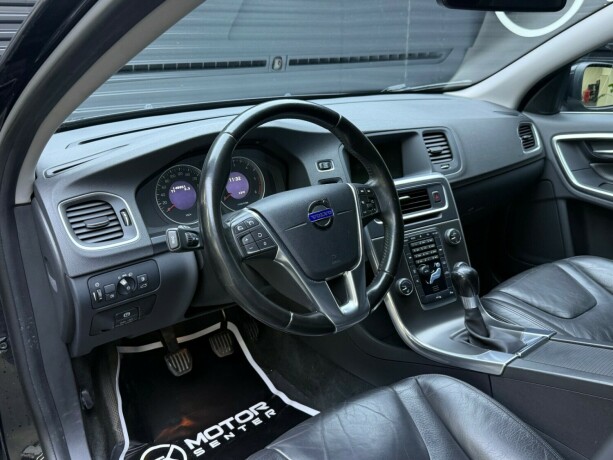volvo-v60-diesel-2011-big-9