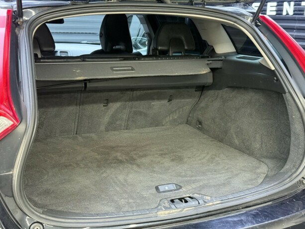 volvo-v60-diesel-2011-big-26