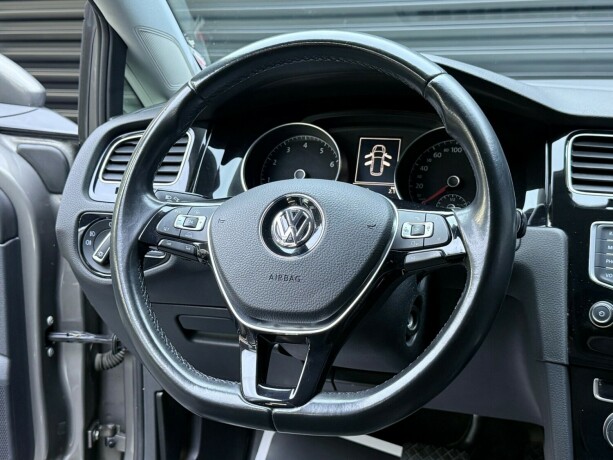 volkswagen-golf-bensin-2016-big-12