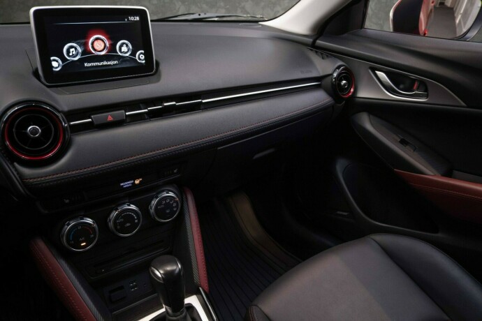 mazda-cx-3-bensin-2016-big-15