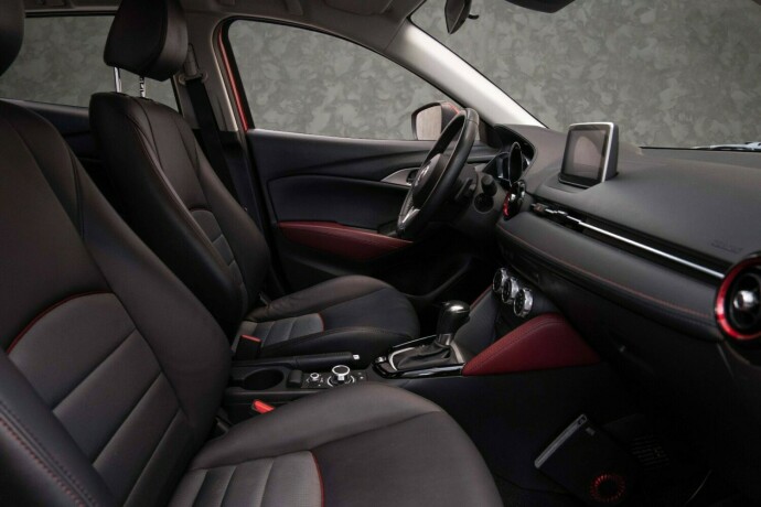mazda-cx-3-bensin-2016-big-28