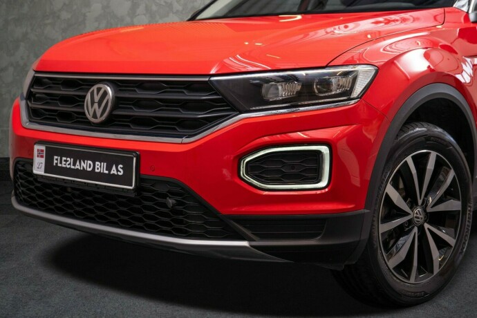 volkswagen-t-roc-bensin-2019-big-2