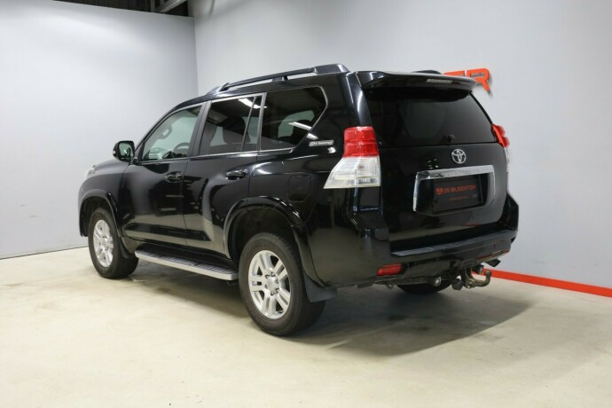 toyota-land-cruiser-diesel-2011-big-2