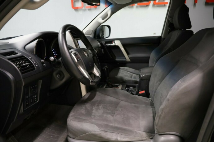 toyota-land-cruiser-diesel-2011-big-6