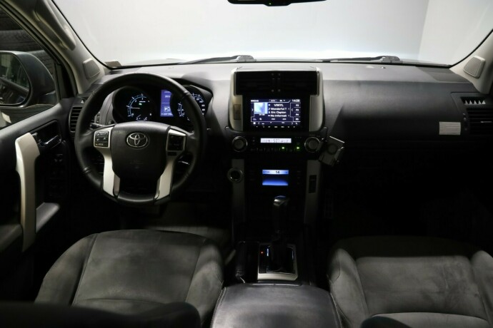 toyota-land-cruiser-diesel-2011-big-8