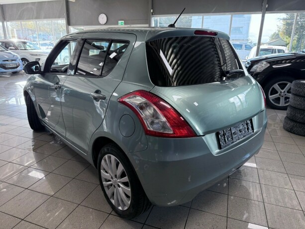 suzuki-swift-bensin-2013-big-4