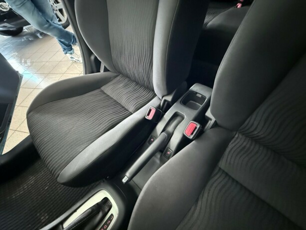 suzuki-swift-bensin-2013-big-17