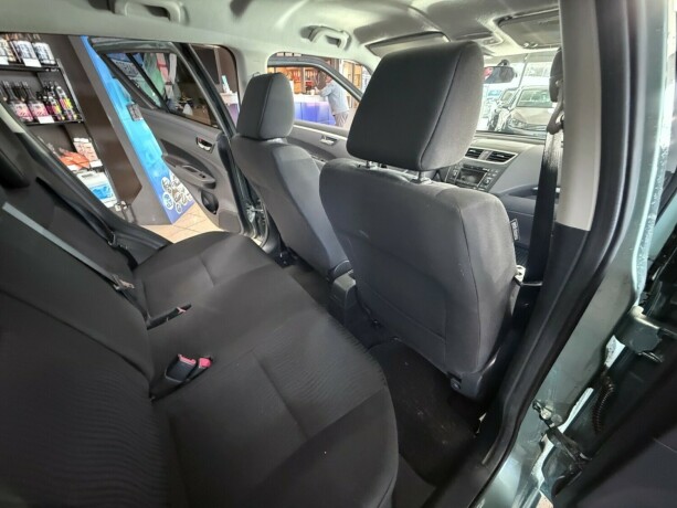 suzuki-swift-bensin-2013-big-27