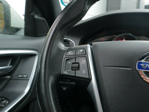 volvo-v60-elektrisitetdiesel-2016-big-12