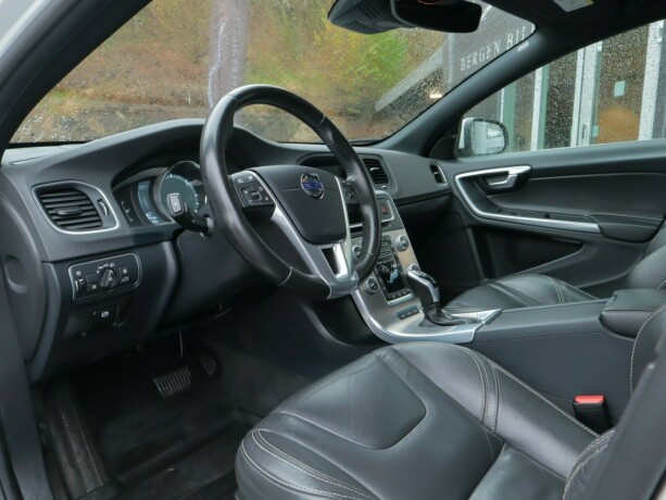 volvo-v60-elektrisitetdiesel-2016-big-6
