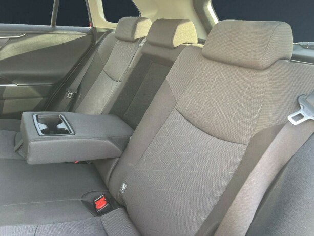 toyota-rav4-elektrisitetbensin-2020-big-10