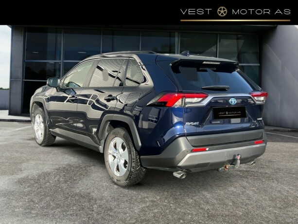 toyota-rav4-elektrisitetbensin-2020-big-4