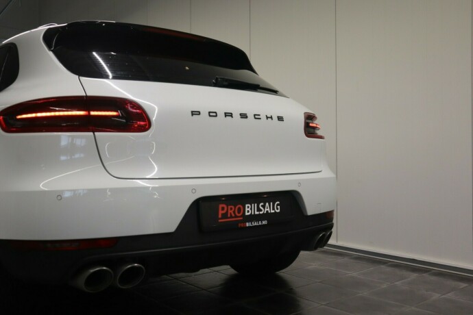 porsche-macan-diesel-2015-big-14
