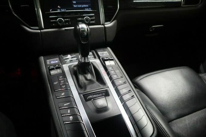 porsche-macan-diesel-2015-big-33