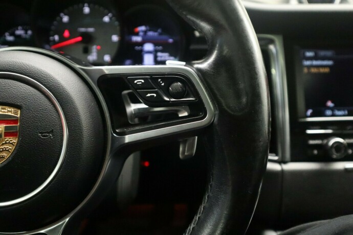 porsche-macan-diesel-2015-big-28