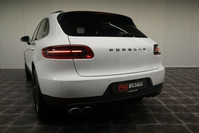 porsche-macan-diesel-2015-big-1