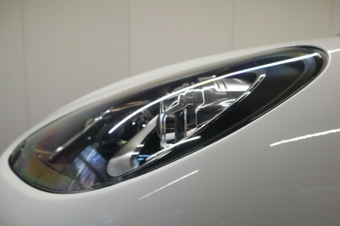 porsche-macan-diesel-2015-big-12