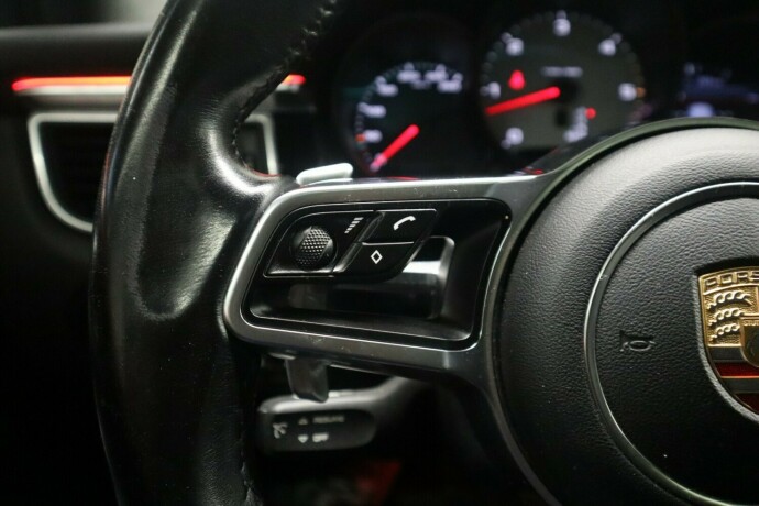 porsche-macan-diesel-2015-big-27