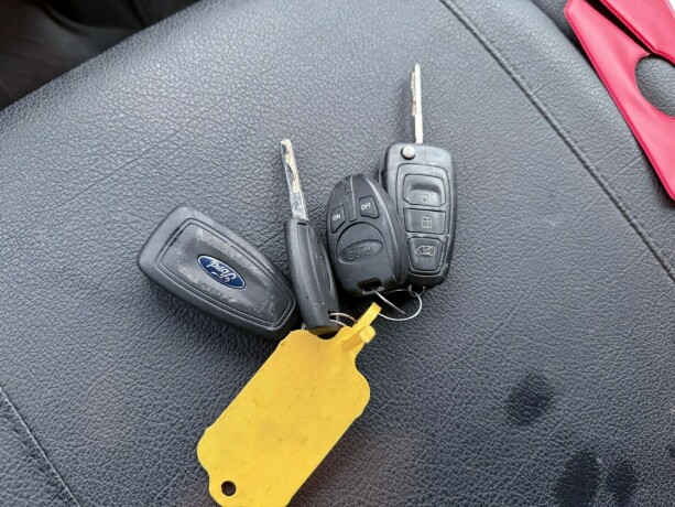 ford-transit-custom-diesel-2020-big-11