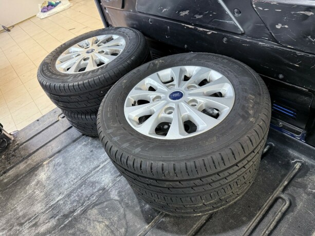 ford-transit-custom-diesel-2020-big-25