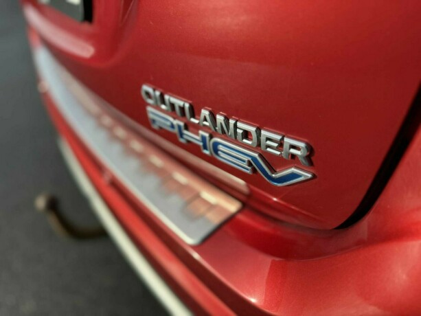 mitsubishi-outlander-elektrisitetbensin-2016-big-35