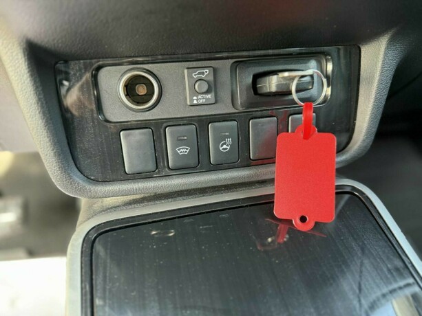 mitsubishi-outlander-elektrisitetbensin-2016-big-32