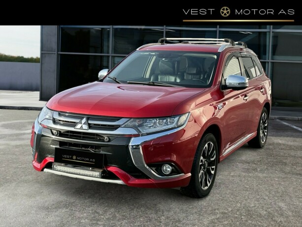 mitsubishi-outlander-elektrisitetbensin-2016-big-2