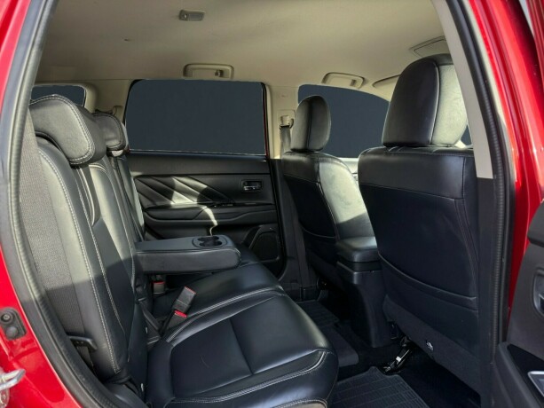mitsubishi-outlander-elektrisitetbensin-2016-big-12