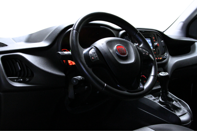 fiat-doblo-diesel-2020-big-11