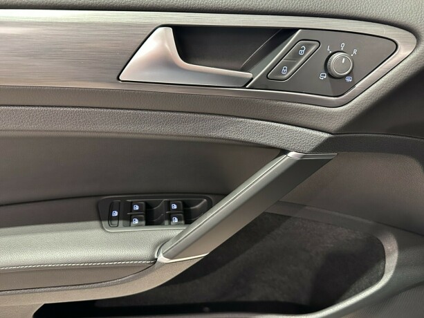 volkswagen-golf-elektrisitet-2018-big-7
