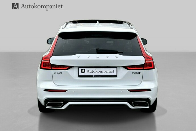 volvo-v60-plug-in-petrol-2019-big-6