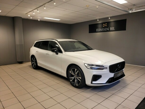 volvo-v60-elektrisitetbensin-2020-big-11