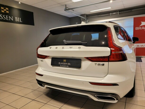 volvo-v60-elektrisitetbensin-2020-big-5