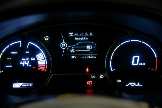 kia-soul-elektrisitet-2016-big-11